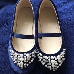 Like new, never been worn outside; pearl beads